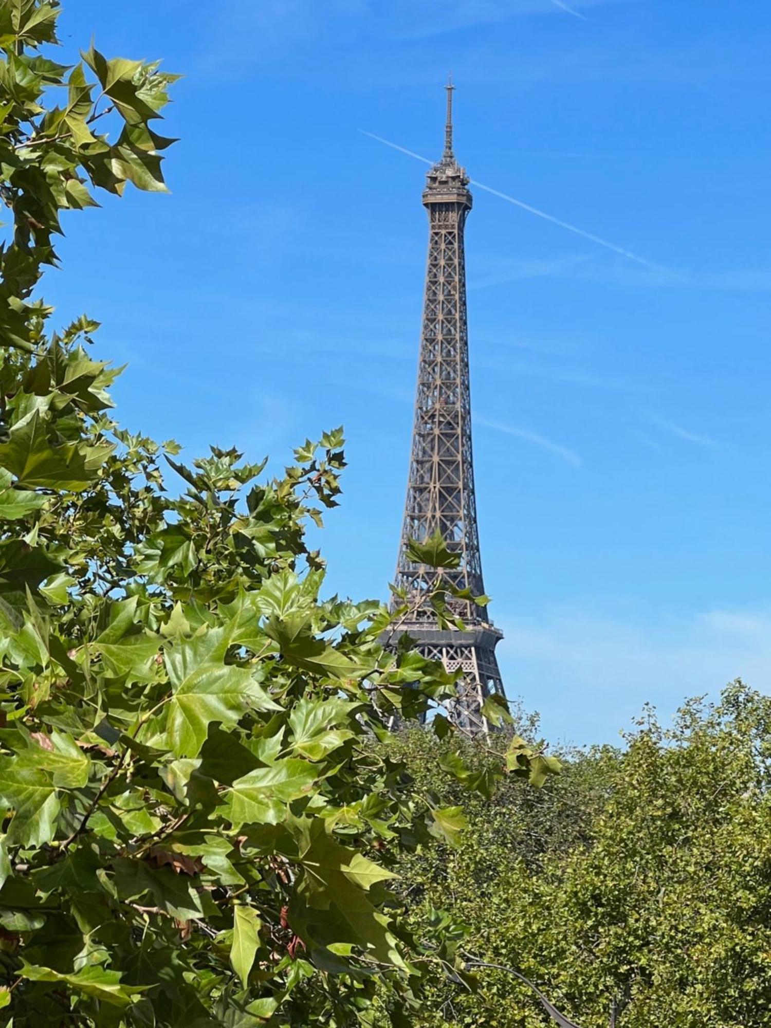 Duplex Vue Tour Eiffel Apartment Paris Exterior photo